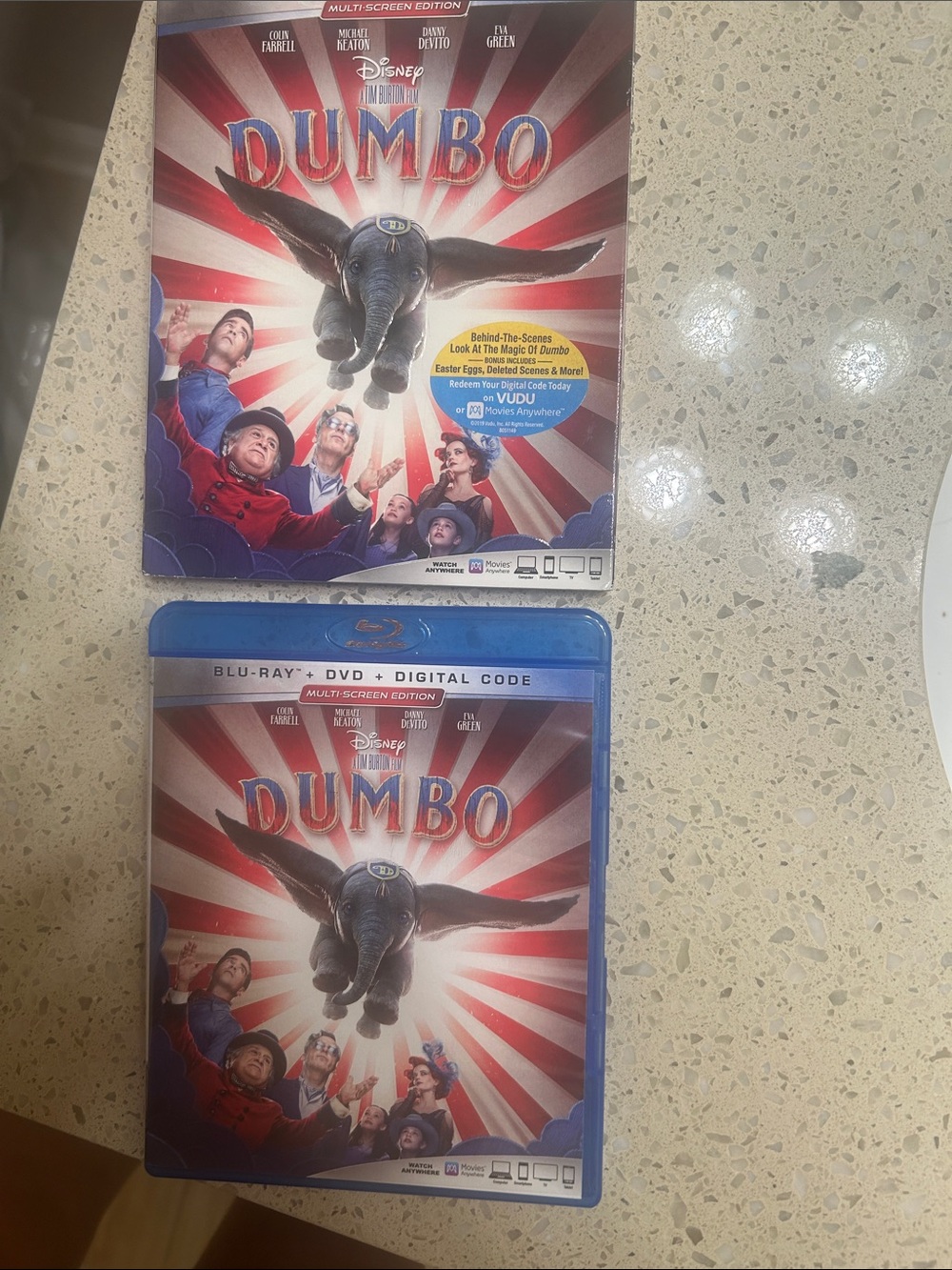 Disney Dumbo Blu-ray/DVD Multi-Screen Edition - Red, White & Blue Artwork